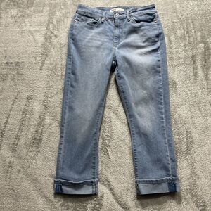Levi Signature Jeans Women's 2* Blue Denim Mid Rise Capri Cuffed Summer 28x21